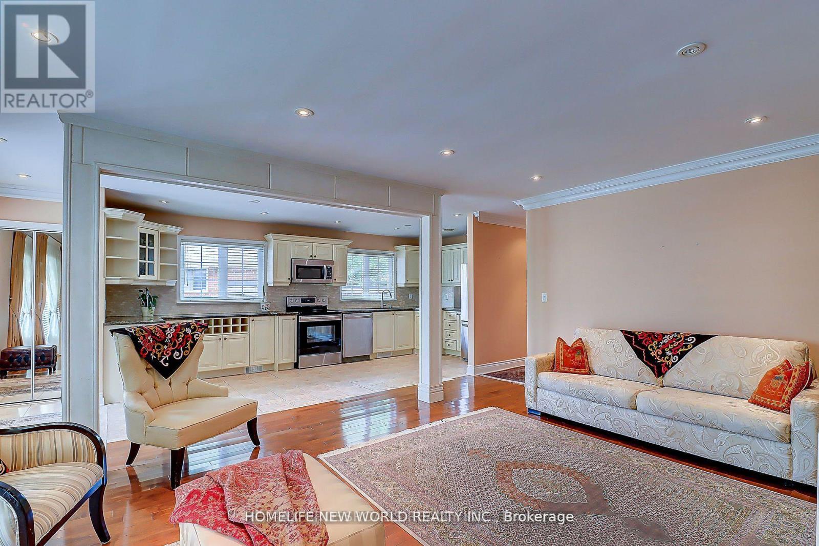 - Main - 3 Lynn Gate Crescent, Toronto, Ontario  M1T 2E2 - Photo 9 - E12840174