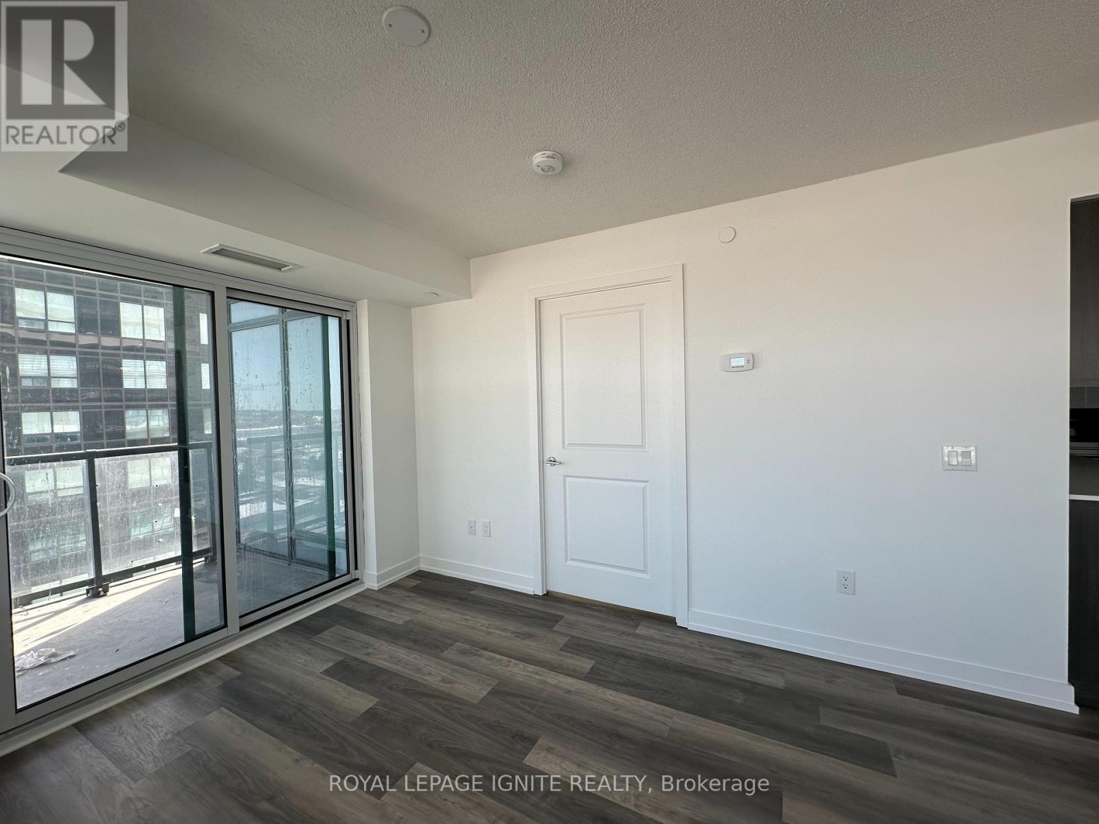 1302 - 1455 Celebration Drive, Pickering, Ontario  L1W 0C3 - Photo 2 - E12840190