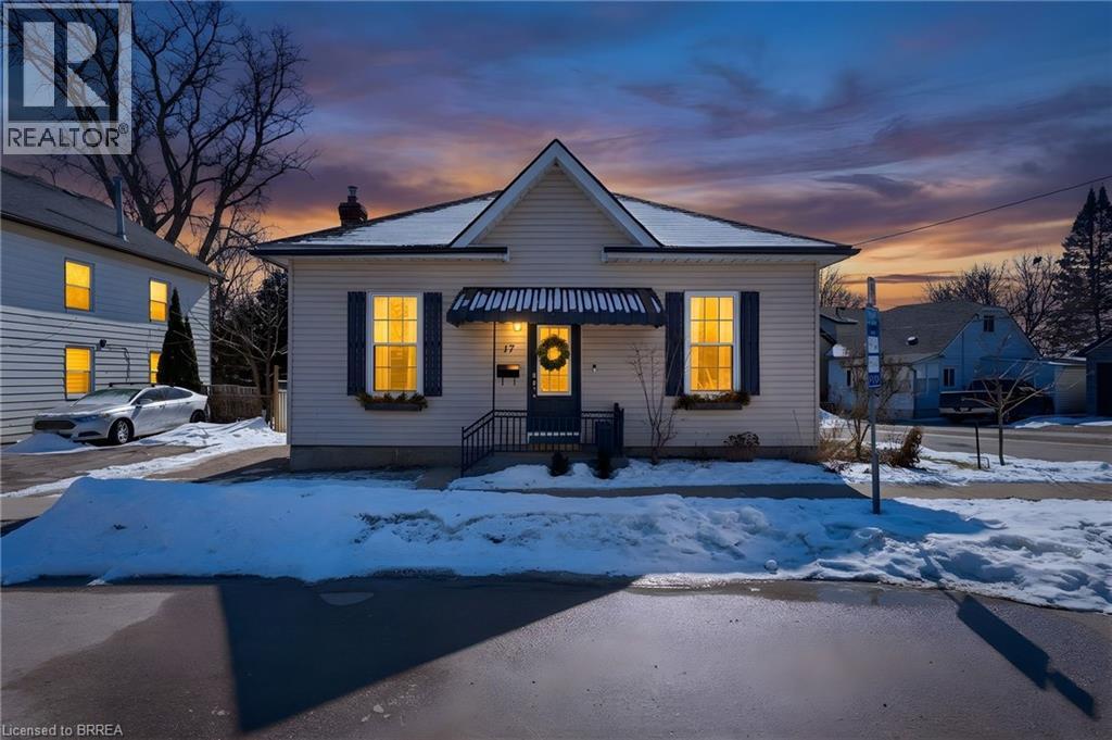 17 Helen Street, Paris, Ontario  N3L 1P1 - Photo 2 - 40807624