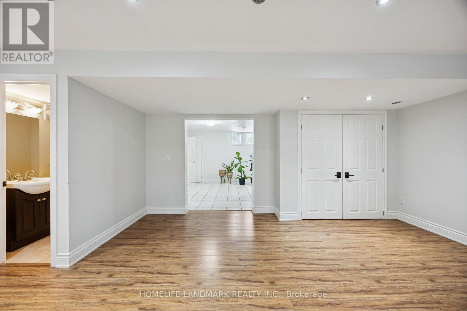 49 Pearson Avenue, Richmond Hill, Ontario  L4C 6T3 - Photo 29 - N12840266