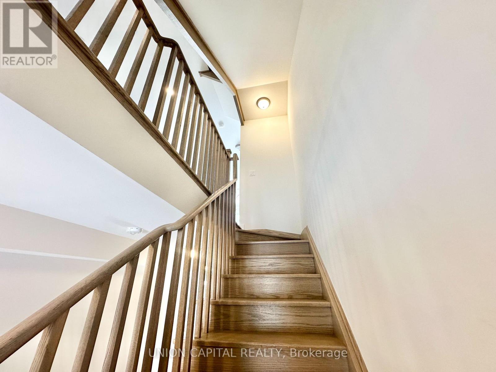 136 Credit Lane, Richmond Hill, Ontario  L4E 1G9 - Photo 16 - N12840310