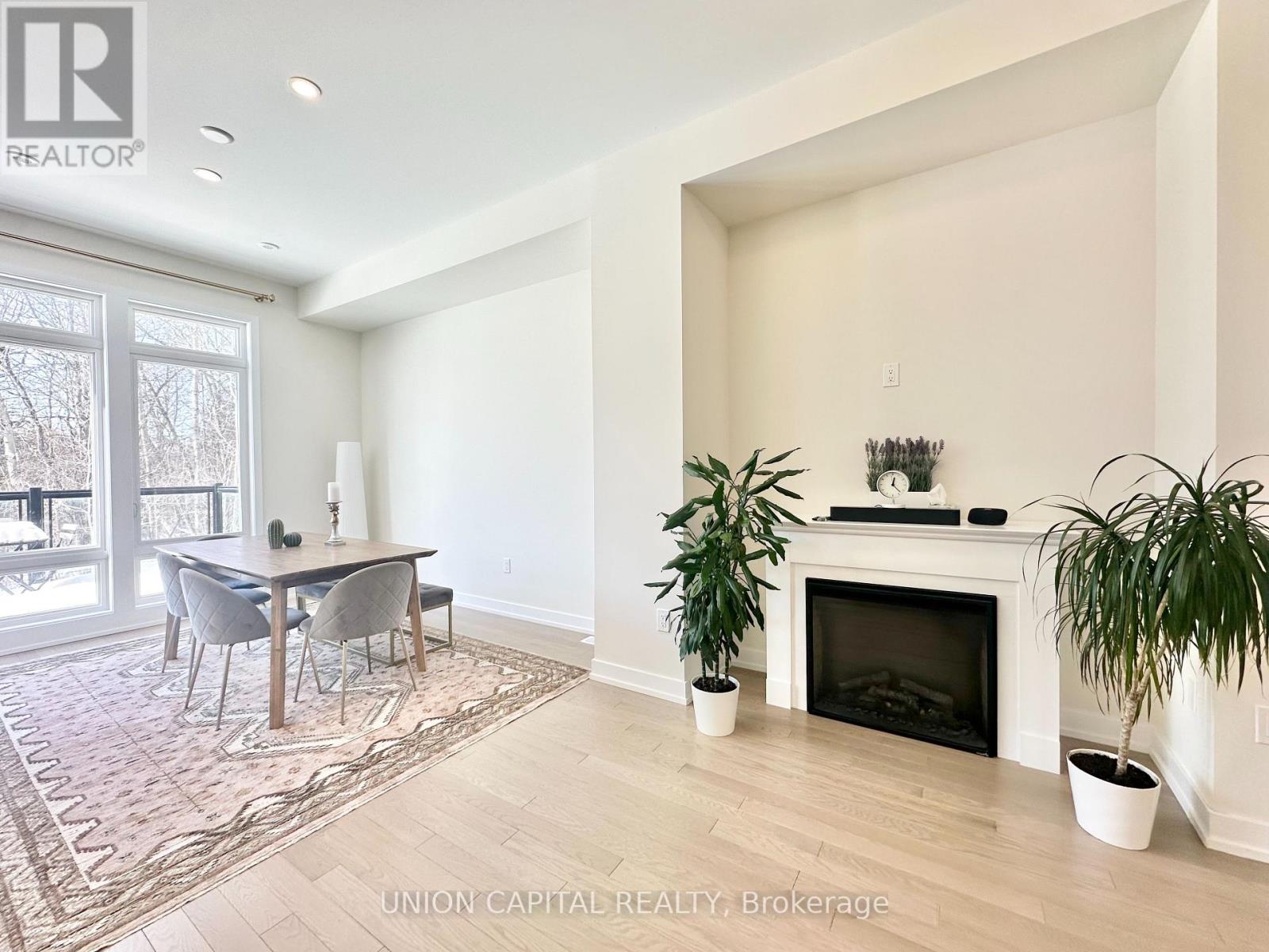 136 Credit Lane, Richmond Hill, Ontario  L4E 1G9 - Photo 21 - N12840310