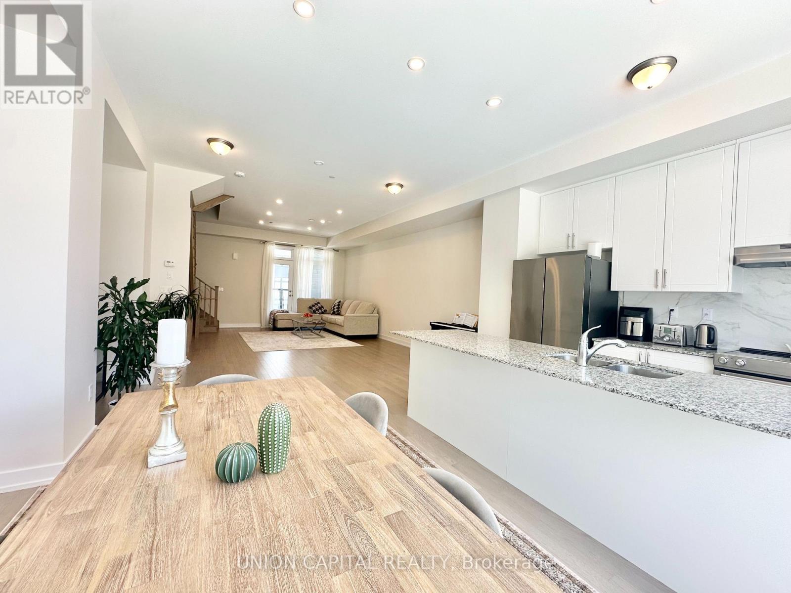 136 Credit Lane, Richmond Hill, Ontario  L4E 1G9 - Photo 24 - N12840310