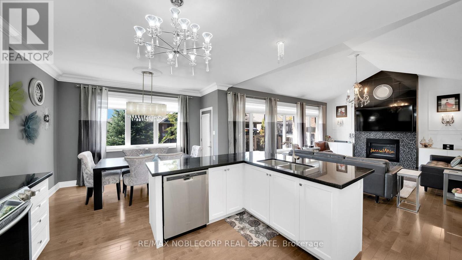 31 - 34 Hillcrest Drive, New Tecumseth, Ontario  L9R 0N4 - Photo 15 - N12840320