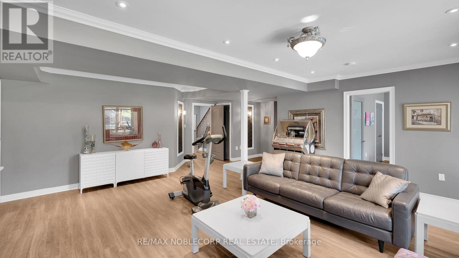 31 - 34 Hillcrest Drive, New Tecumseth, Ontario  L9R 0N4 - Photo 26 - N12840320