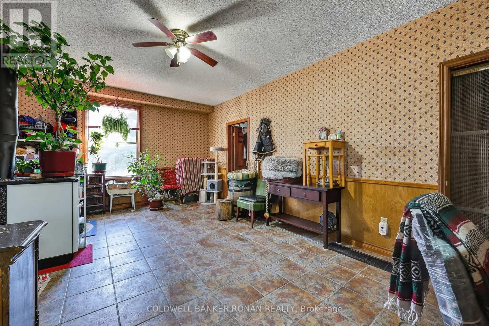 1516 17th Side Road, New Tecumseth, Ontario  L0G 1T0 - Photo 13 - N12840336