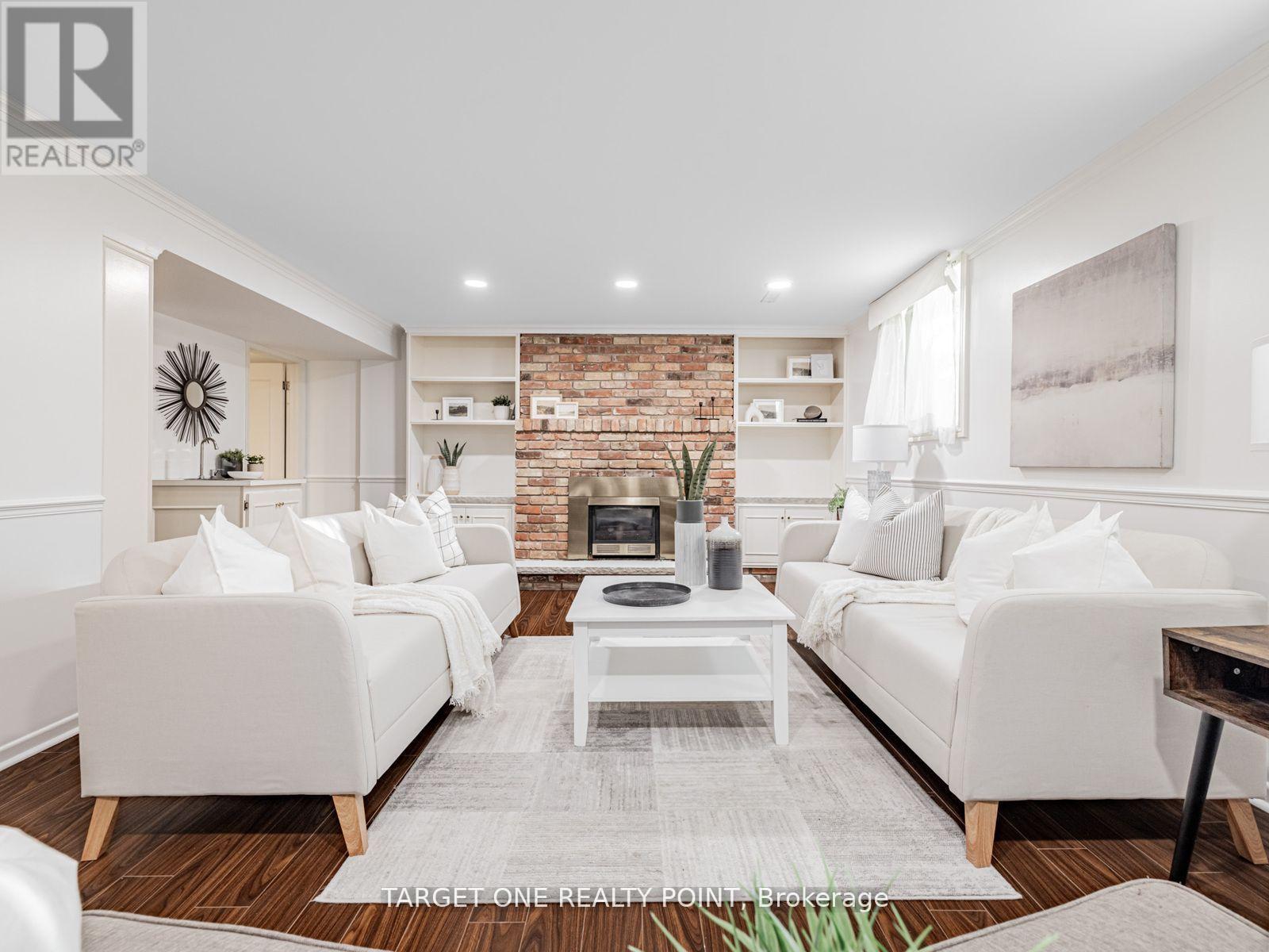 93 Mayvern Crescent, Richmond Hill, Ontario  L4C 5J6 - Photo 28 - N12840350