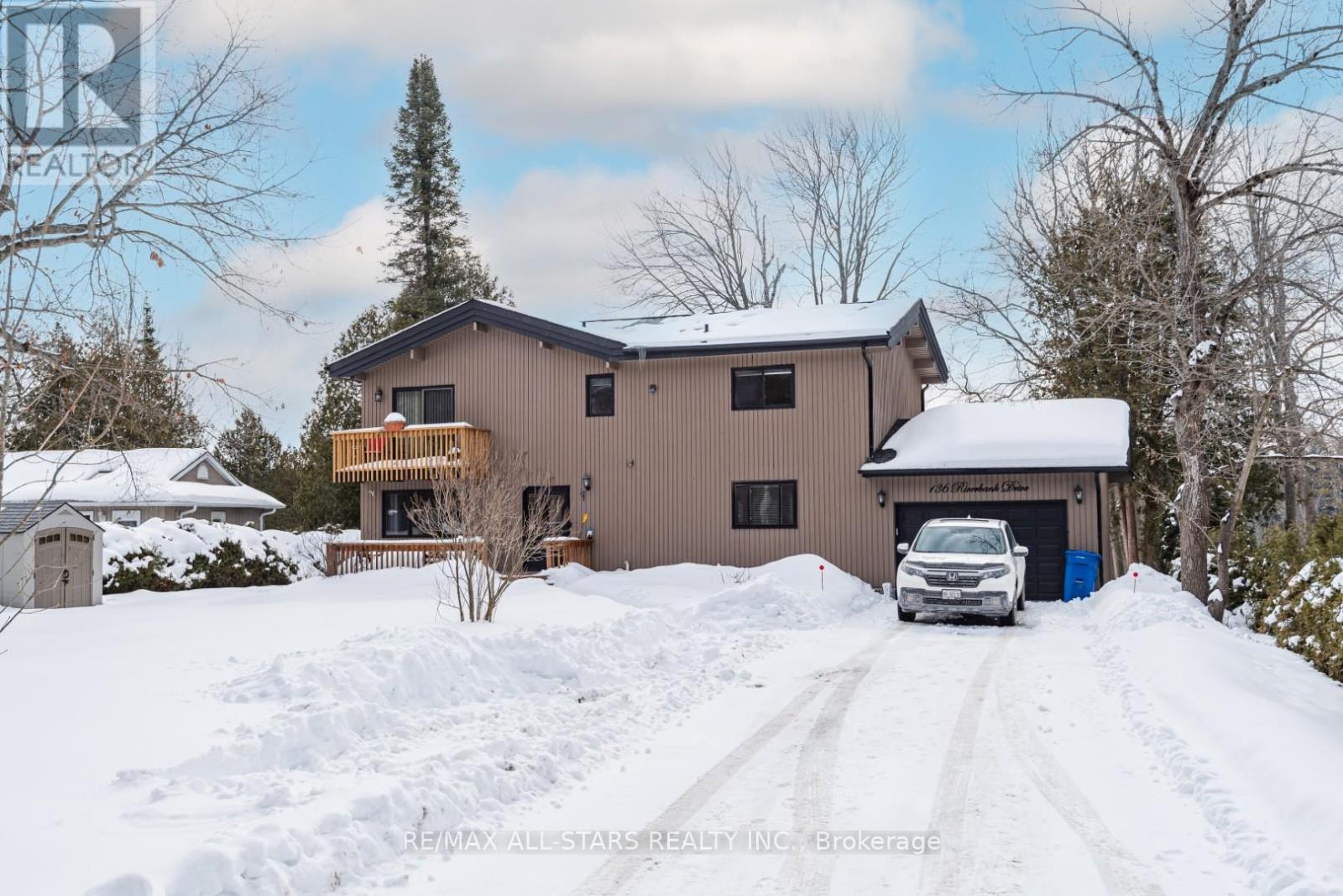 136 RIVERBANK DRIVE, Georgina, Ontario