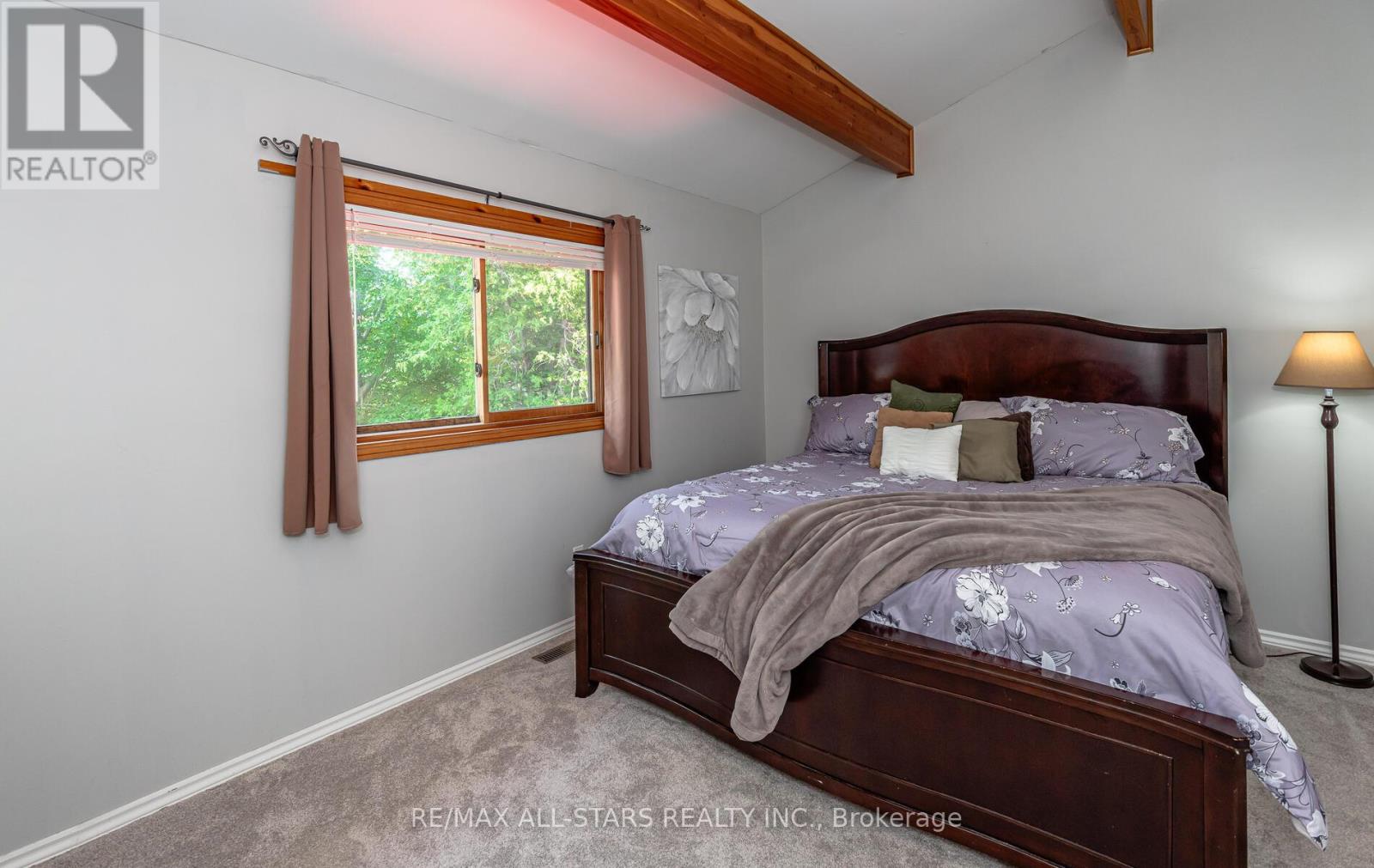 136 Riverbank Drive, Georgina, Ontario  L0E 1N0 - Photo 35 - N12840360