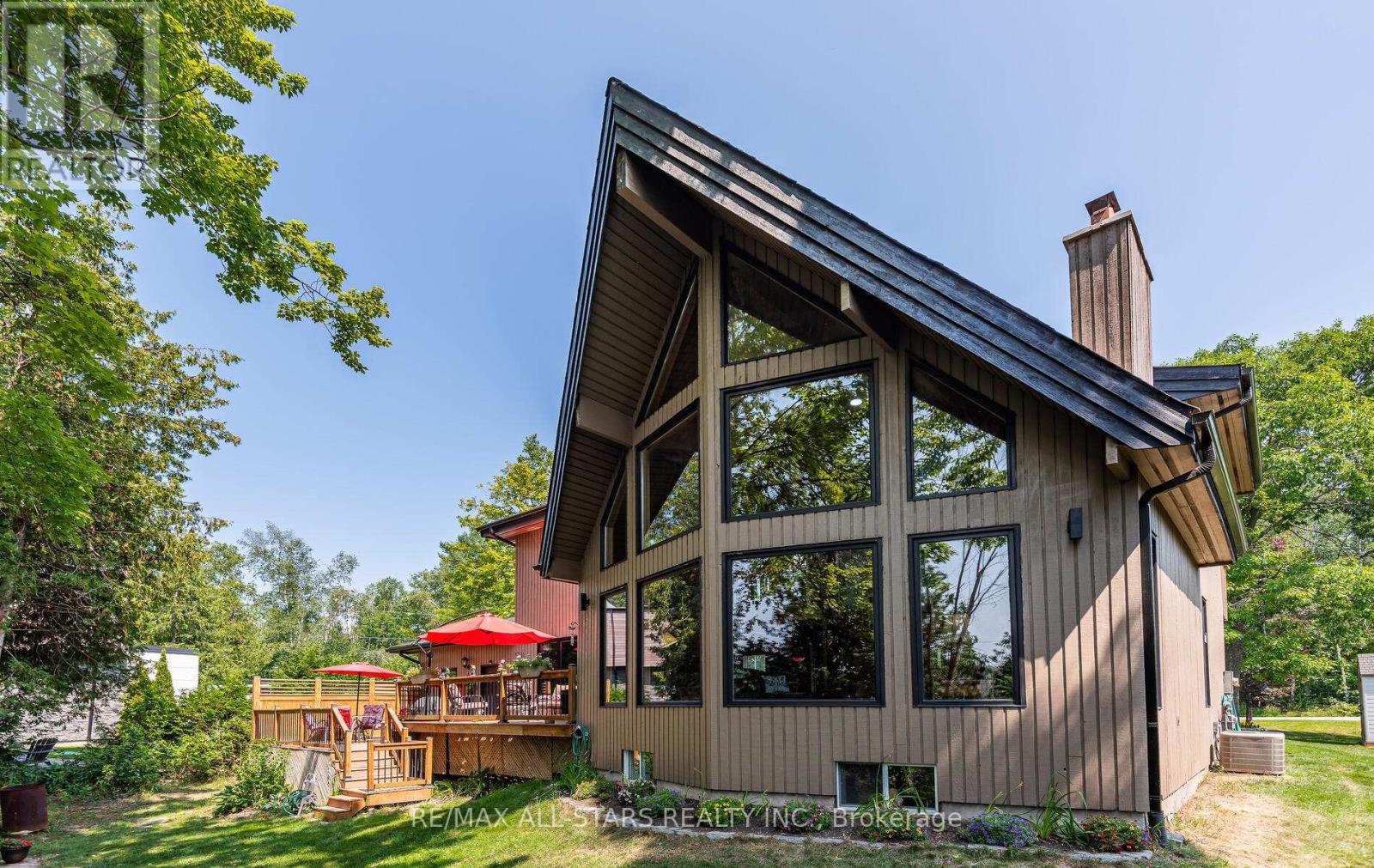 136 Riverbank Drive, Georgina, Ontario  L0E 1N0 - Photo 41 - N12840360