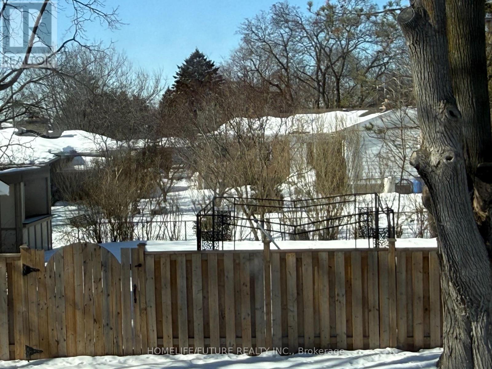 22 Hawkridge Avenue, Markham, Ontario  L3P 1V7 - Photo 10 - N12840394