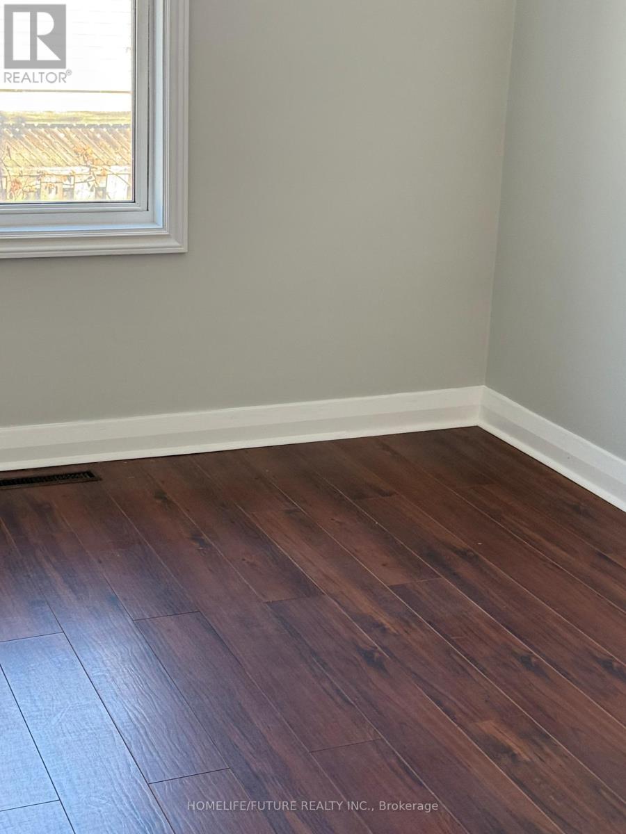 22 Hawkridge Avenue, Markham, Ontario  L3P 1V7 - Photo 8 - N12840394