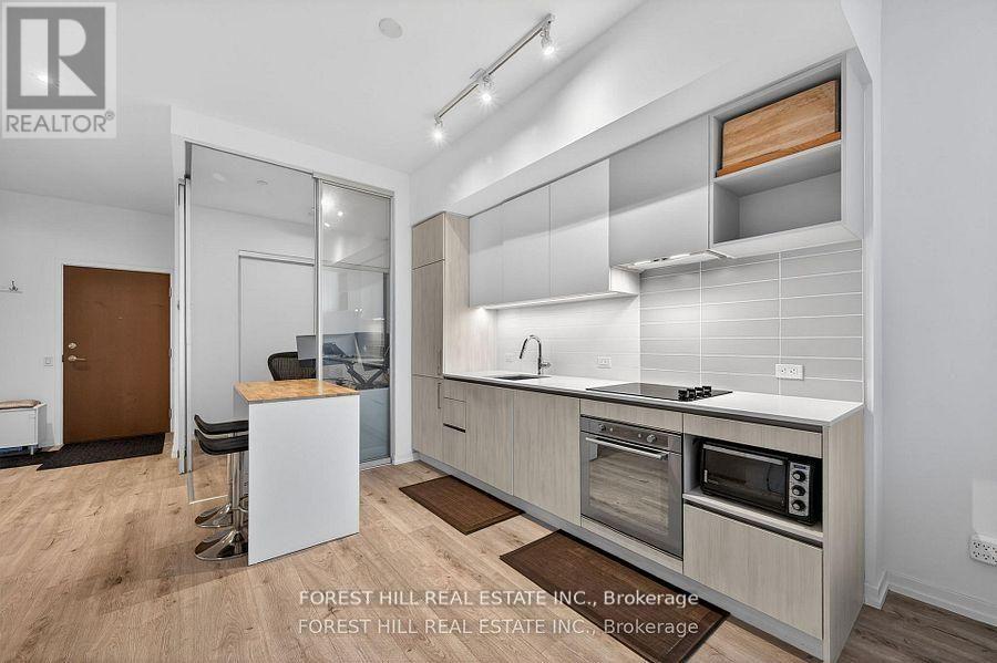 306 - 1000 Portage Parkway, Vaughan, Ontario  L4K 0L1 - Photo 2 - N12840442