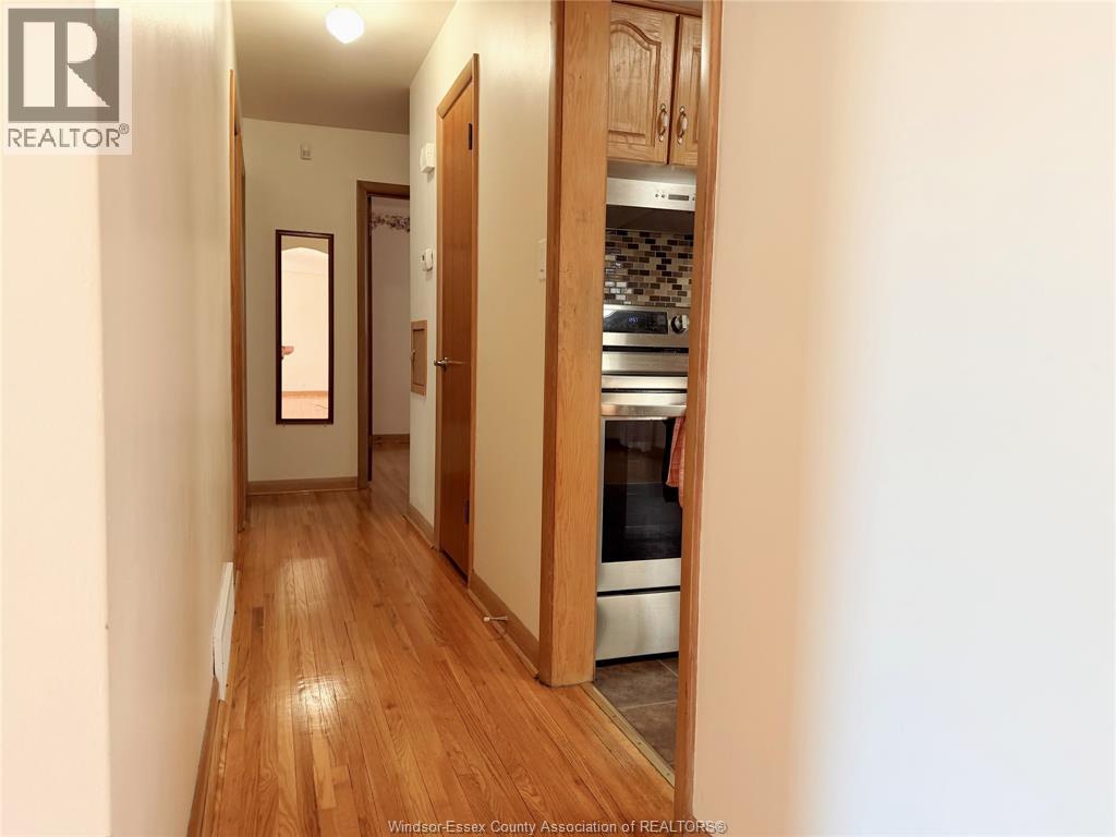 3610 Roxborough Avenue, Windsor, Ontario  N9E 3A2 - Photo 5 - 26004456