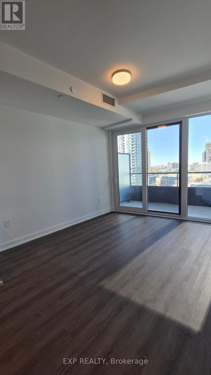 1206 - 448 Burnhamthorpe Road W, Mississauga, Ontario  L5B 4M6 - Photo 14 - W12838836