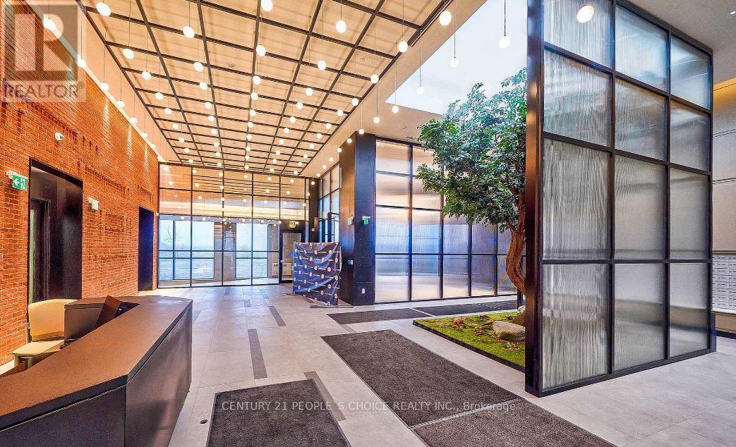 409 - 3220 William Coltson Avenue, Oakville, Ontario  L6H 7X9 - Photo 4 - W12840238