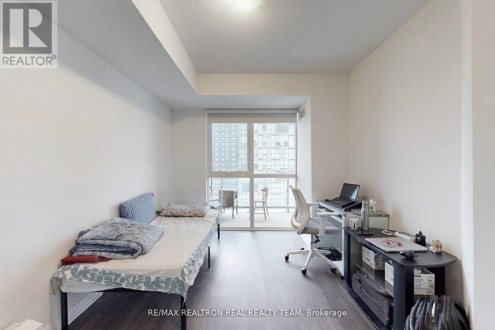 #1510 - 50 Thomas Riley Road, Toronto, Ontario  M9B 0C5 - Photo 17 - W12840248