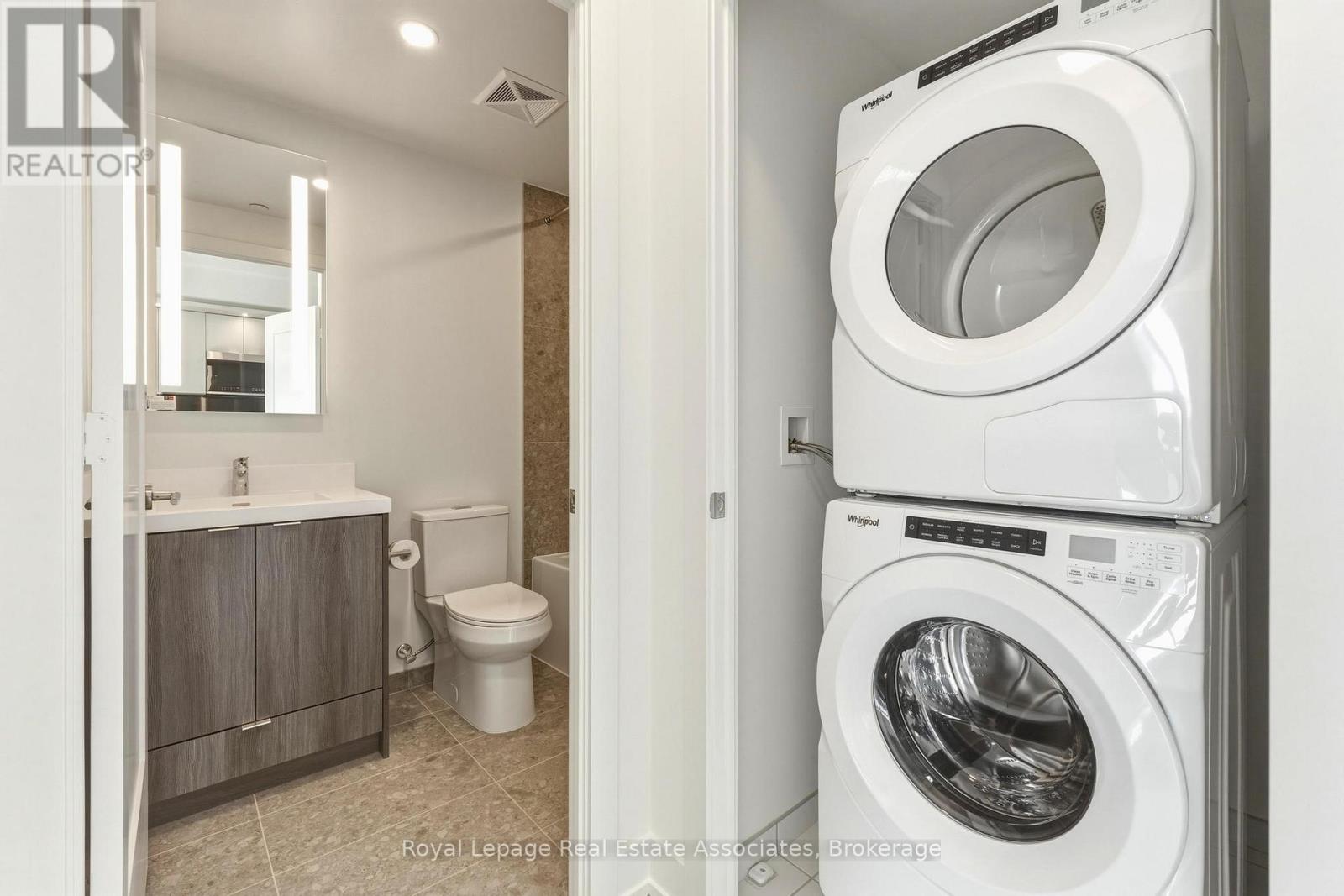 1411 - 60 Central Park Roadway, Toronto, Ontario  M9A 3K1 - Photo 6 - W12840260