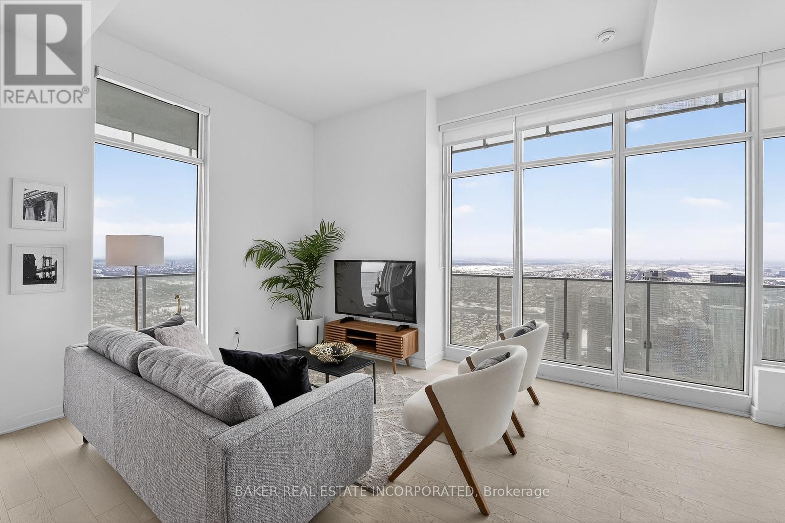 6011 - 3900 Confederation Parkway, Mississauga, Ontario  L5B 0M3 - Photo 4 - W12840262