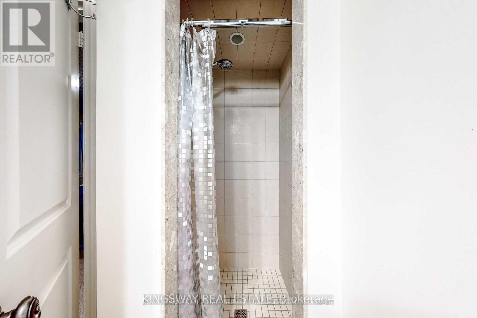 14 Mcdevitt Lane, Caledon, Ontario  L7C 3S2 - Photo 13 - W12840304