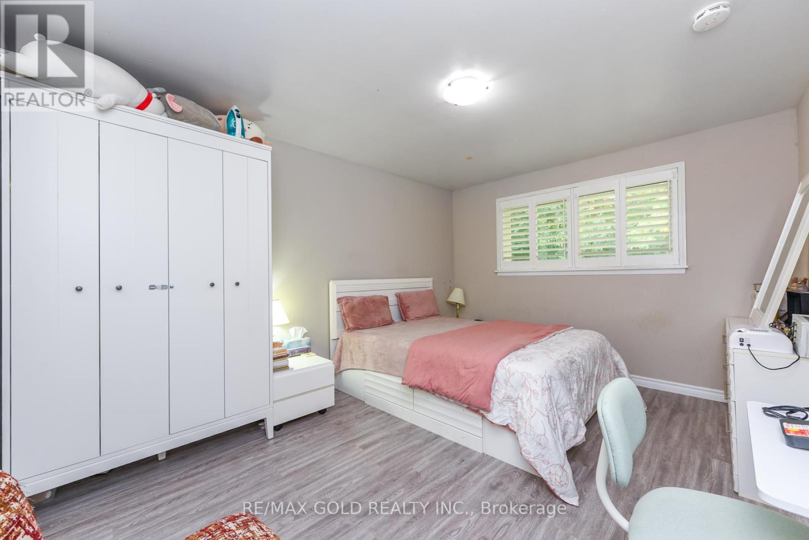 11 Dudley Place, Brampton, Ontario  L6T 3C2 - Photo 11 - W12840326