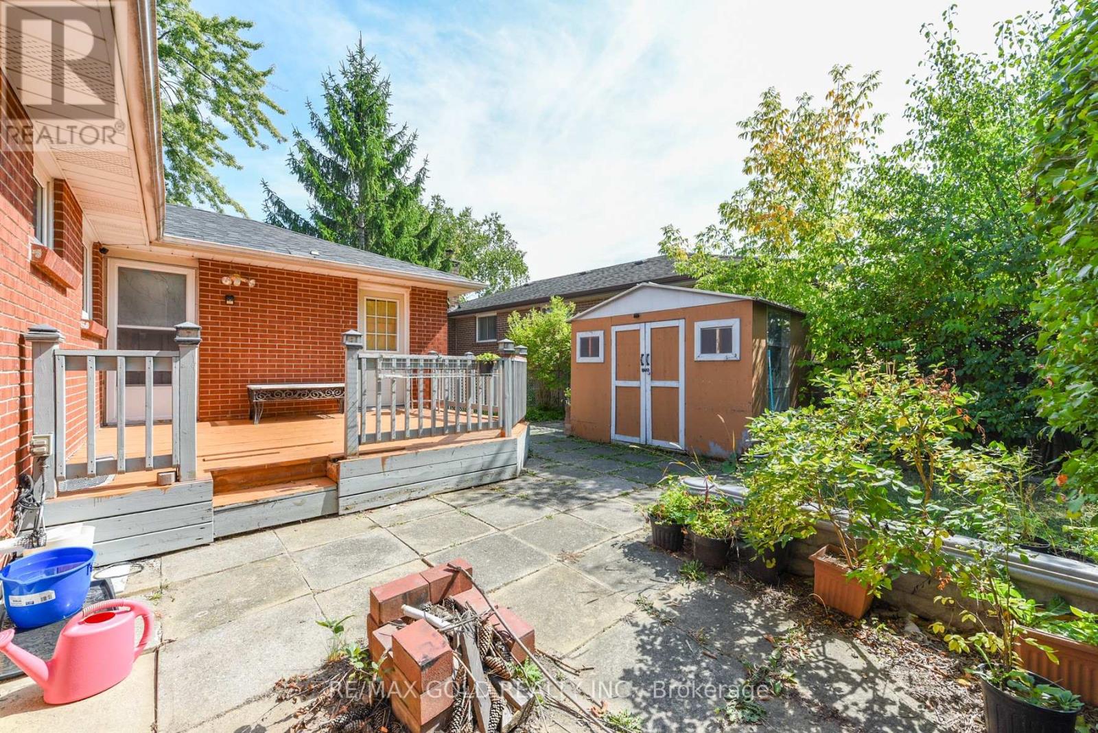 11 Dudley Place, Brampton, Ontario  L6T 3C2 - Photo 33 - W12840326