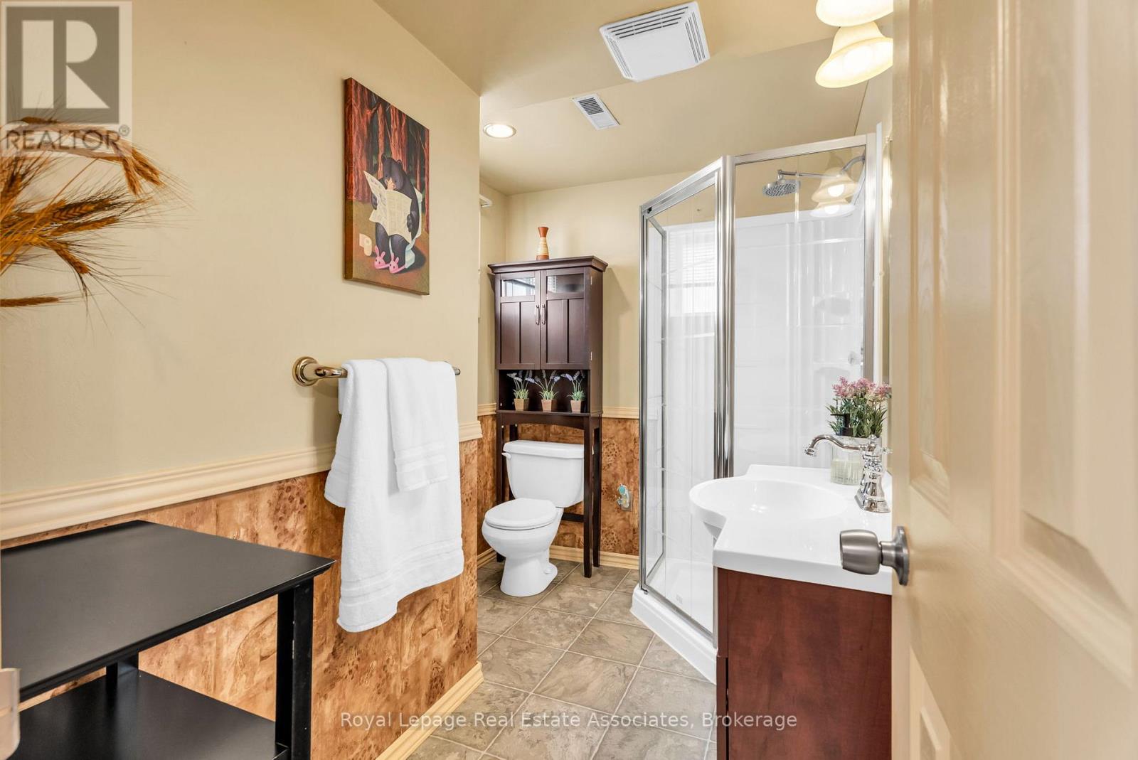 29 Norman Avenue, Halton Hills, Ontario  L7J 2R6 - Photo 31 - W12840344