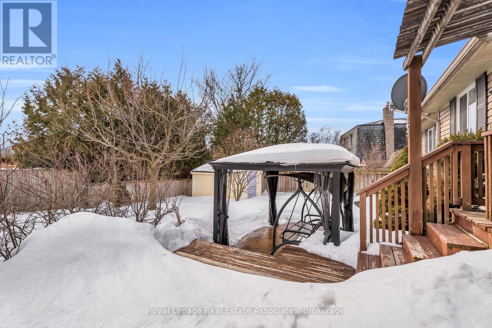 29 Norman Avenue, Halton Hills, Ontario  L7J 2R6 - Photo 36 - W12840344