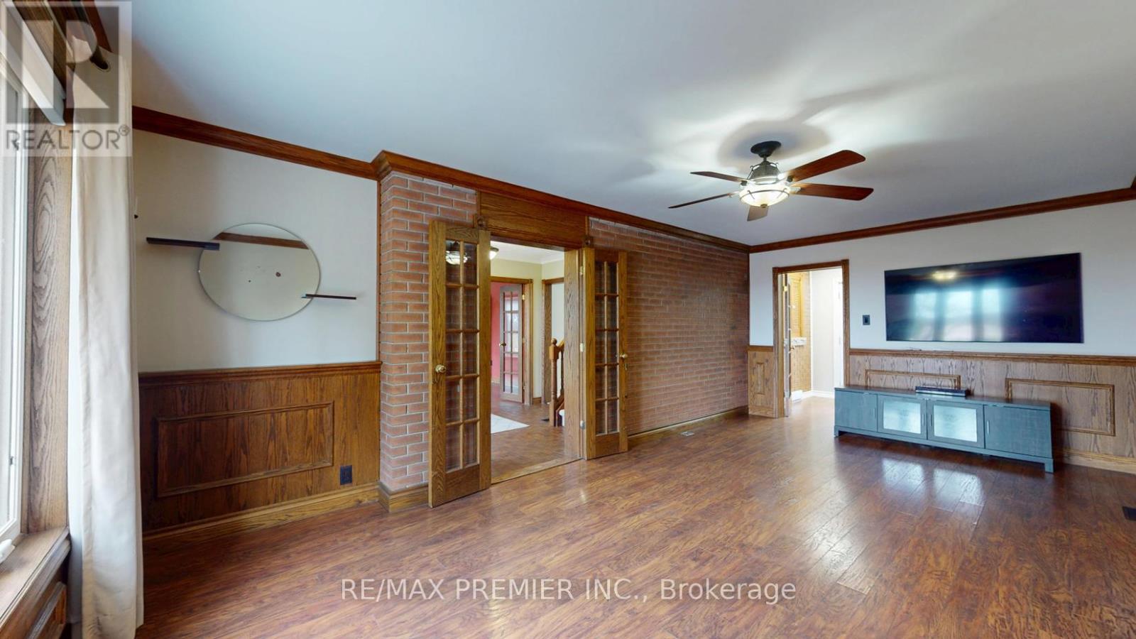 9190 Trafalgar Road, Halton Hills, Ontario  L7G 4S5 - Photo 15 - W12840390