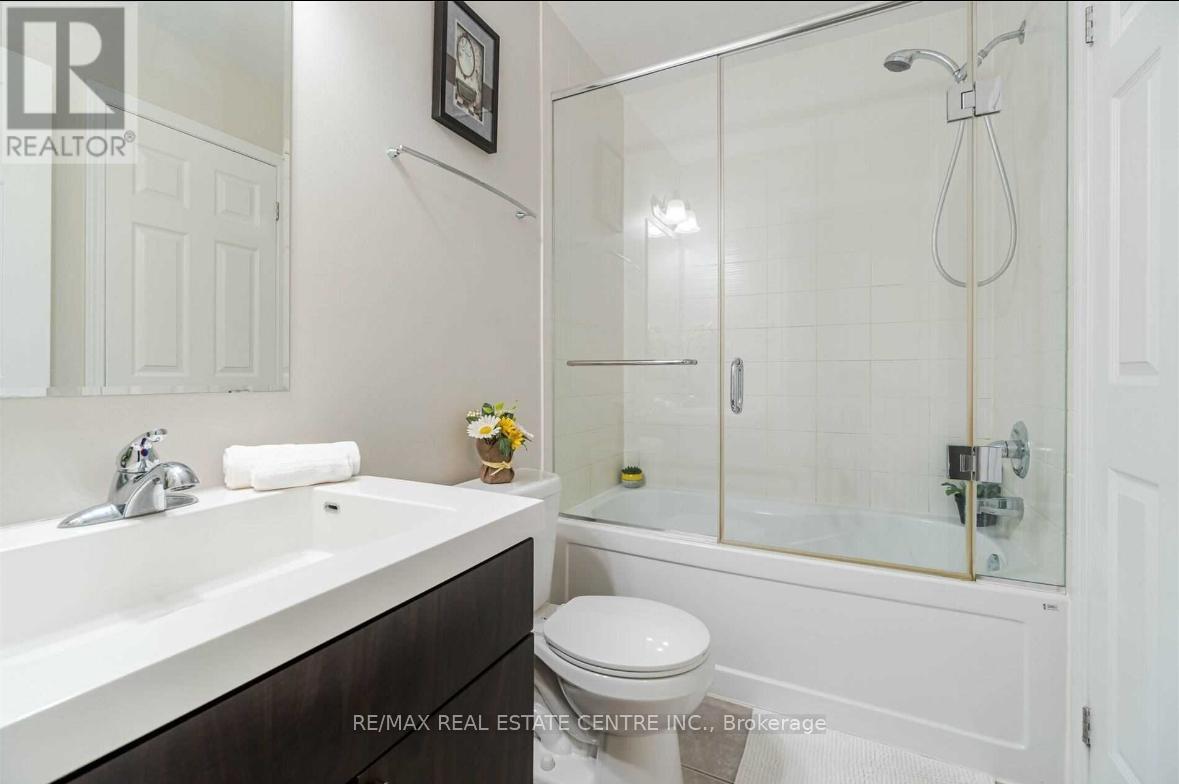 271 Woodley Crescent S, Milton, Ontario  L9T 8C4 - Photo 16 - W12840408