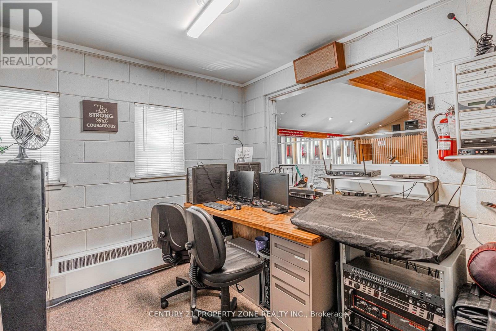 1261 North Sherdian Way, Mississauga, Ontario  L5H 2A3 - Photo 12 - W12840412