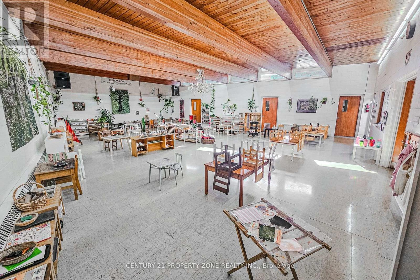 1261 North Sherdian Way, Mississauga, Ontario  L5H 2A3 - Photo 20 - W12840412