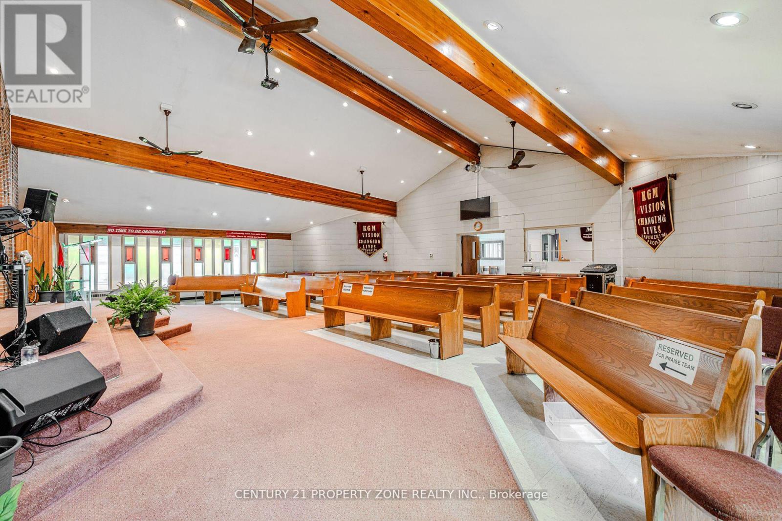 1261 North Sherdian Way, Mississauga, Ontario  L5H 2A3 - Photo 3 - W12840412