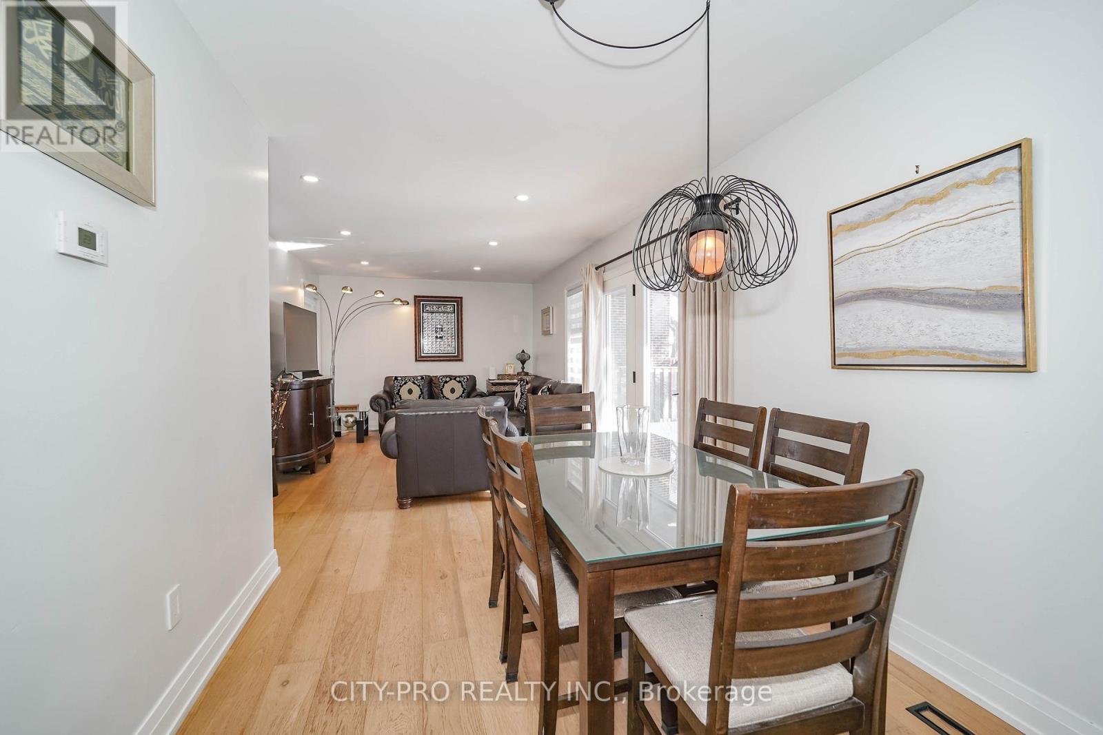 2848 Windwood Drive, Mississauga, Ontario  L5N 1W6 - Photo 12 - W12840446