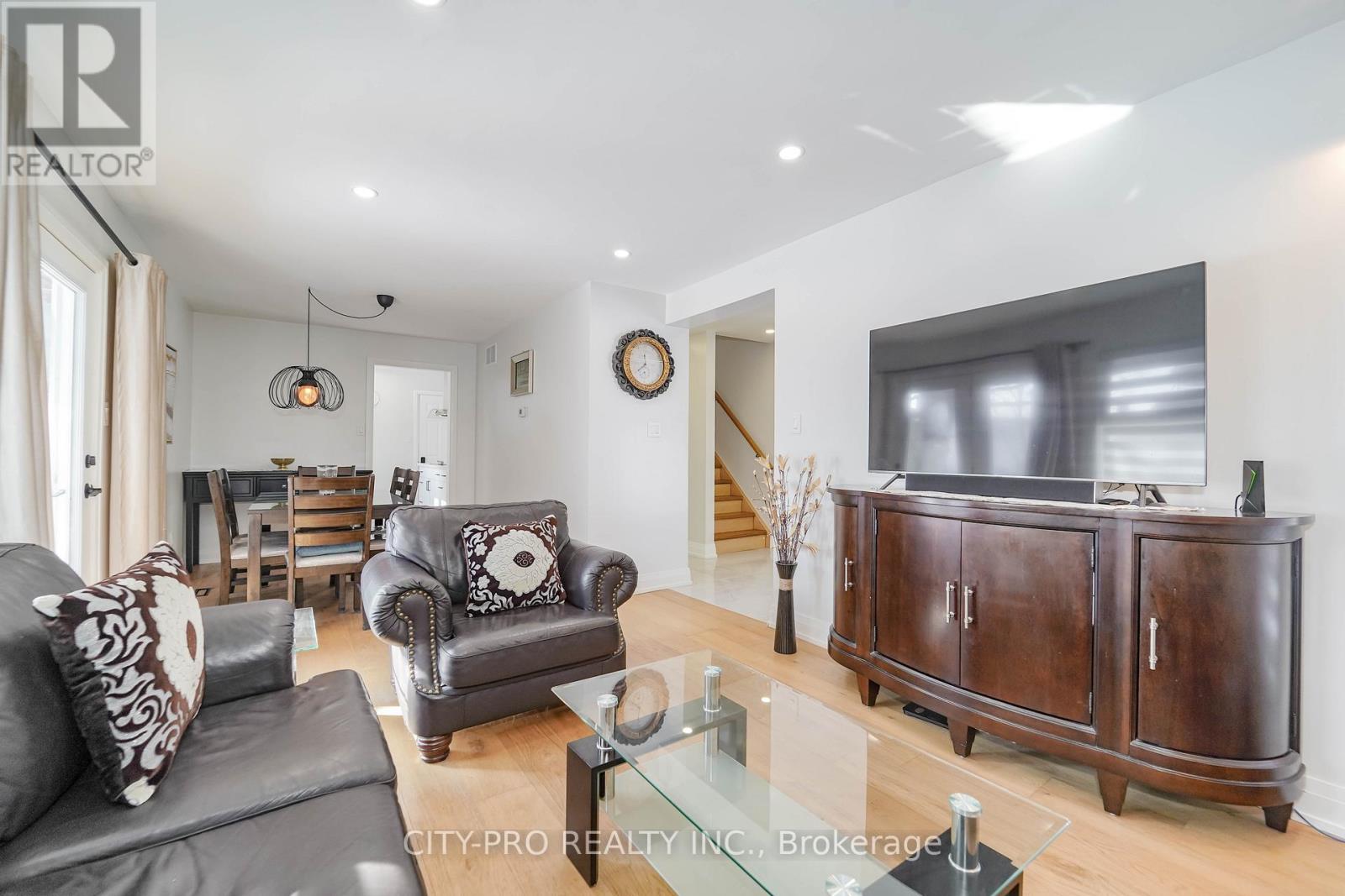 2848 Windwood Drive, Mississauga, Ontario  L5N 1W6 - Photo 17 - W12840446