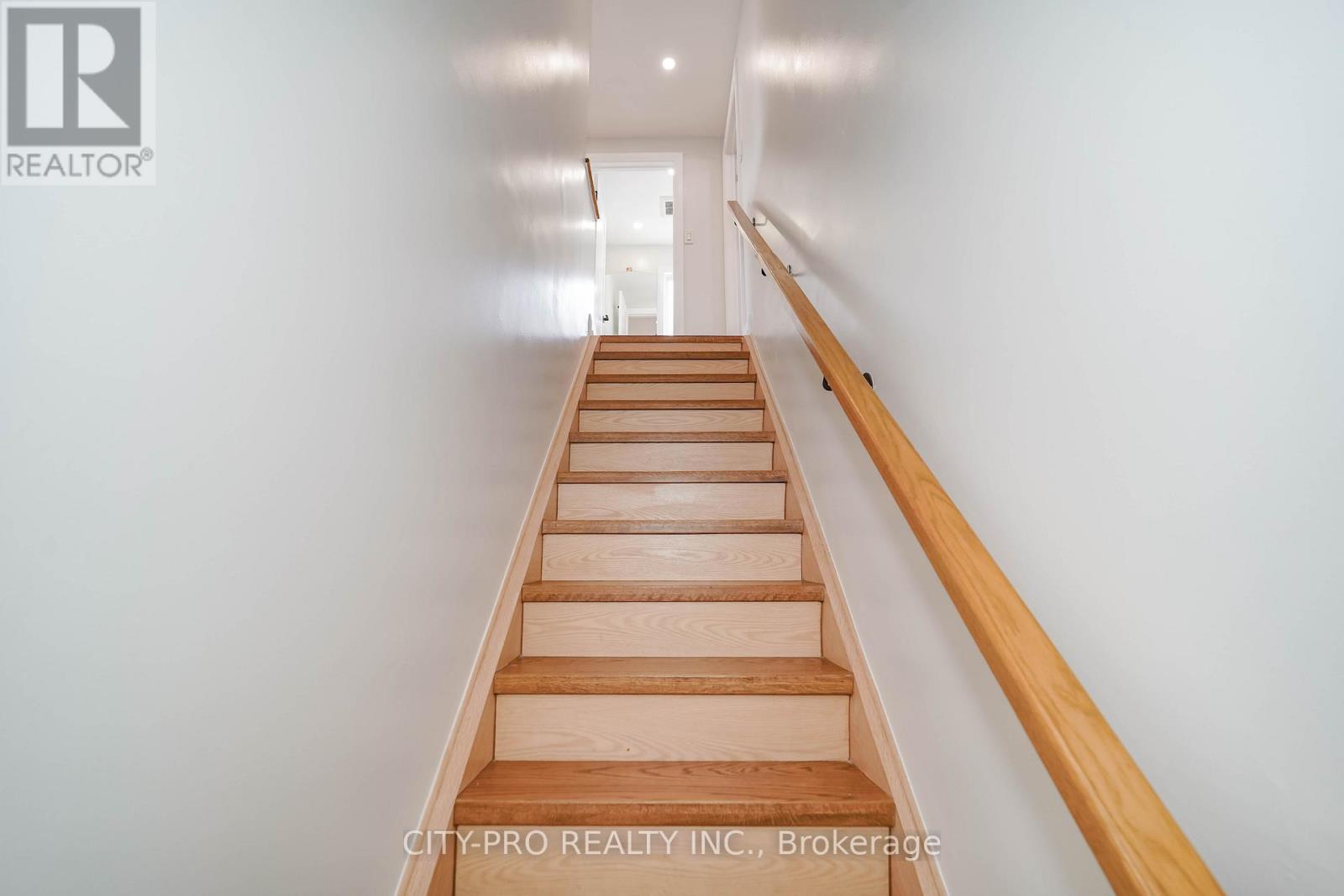 2848 Windwood Drive, Mississauga, Ontario  L5N 1W6 - Photo 21 - W12840446