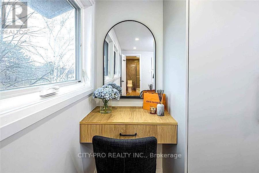 2848 Windwood Drive, Mississauga, Ontario  L5N 1W6 - Photo 25 - W12840446