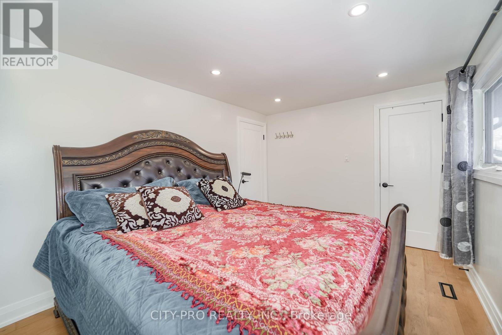 2848 Windwood Drive, Mississauga, Ontario  L5N 1W6 - Photo 26 - W12840446