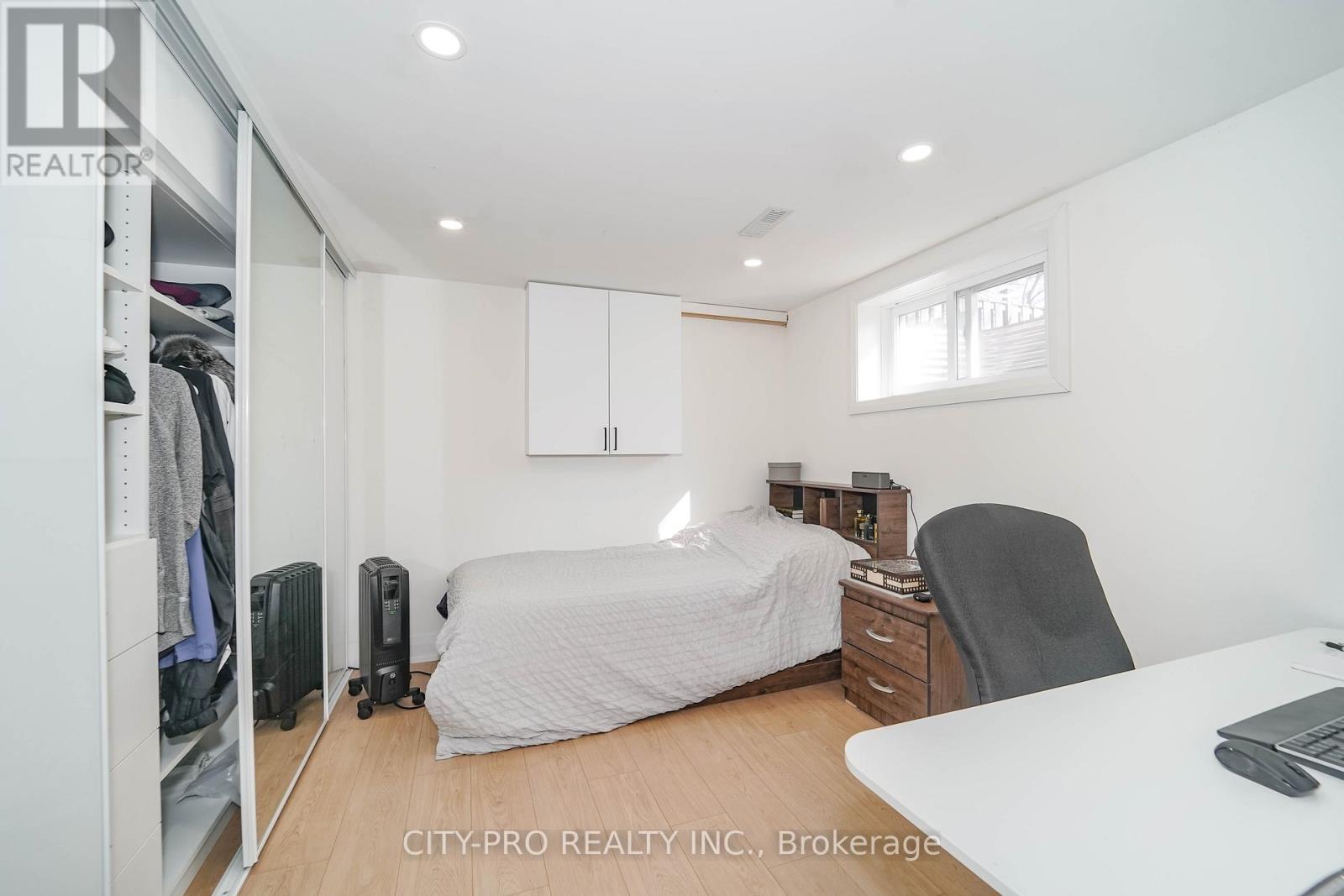 2848 Windwood Drive, Mississauga, Ontario  L5N 1W6 - Photo 35 - W12840446