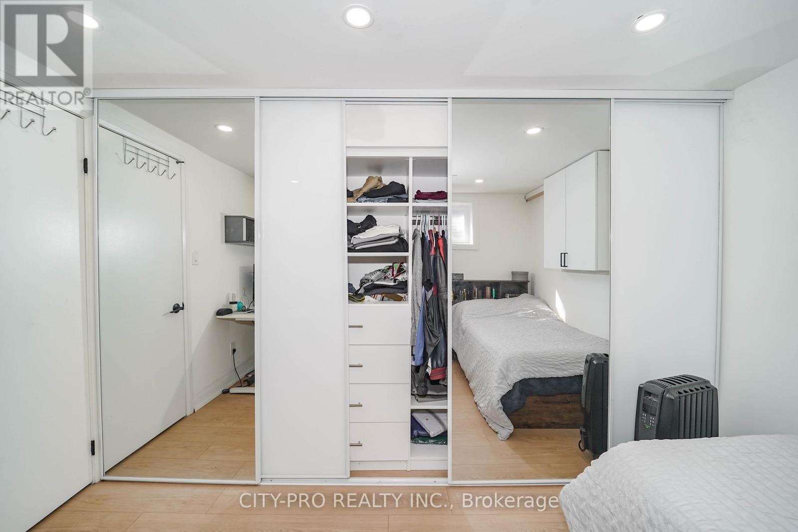 2848 Windwood Drive, Mississauga, Ontario  L5N 1W6 - Photo 36 - W12840446