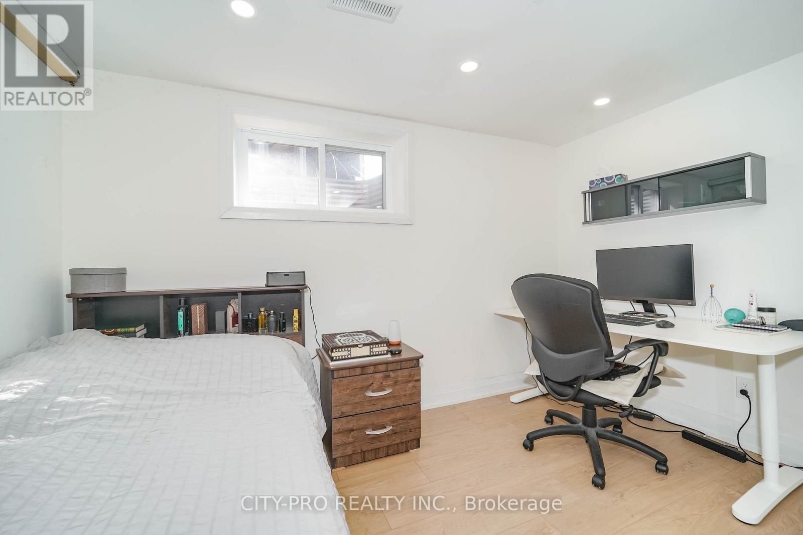 2848 Windwood Drive, Mississauga, Ontario  L5N 1W6 - Photo 37 - W12840446