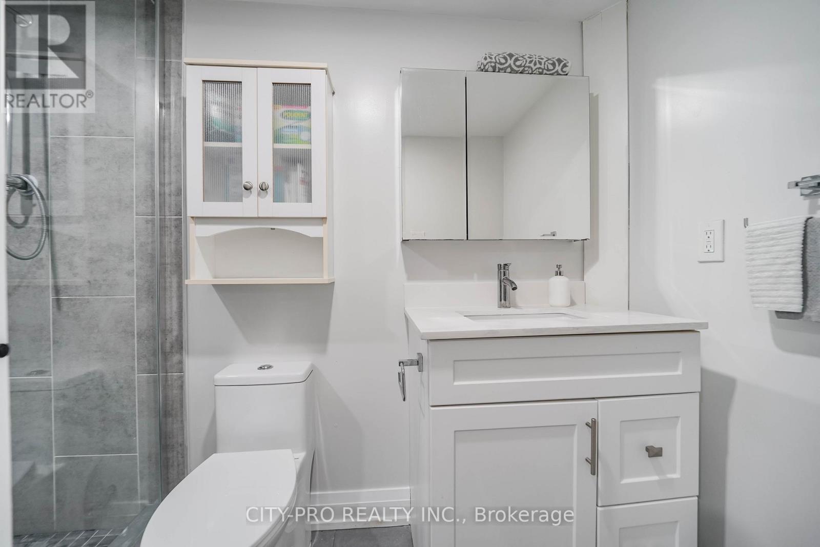 2848 Windwood Drive, Mississauga, Ontario  L5N 1W6 - Photo 39 - W12840446