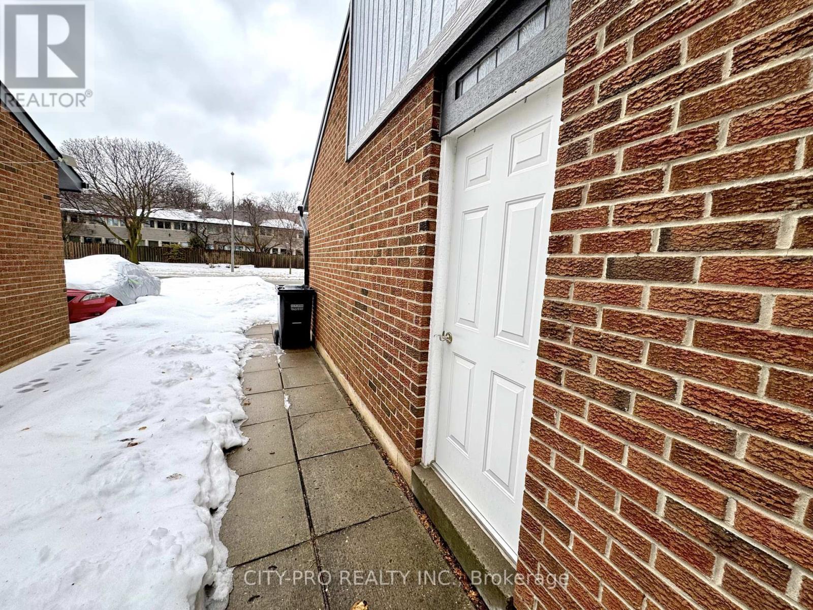 2848 Windwood Drive, Mississauga, Ontario  L5N 1W6 - Photo 45 - W12840446