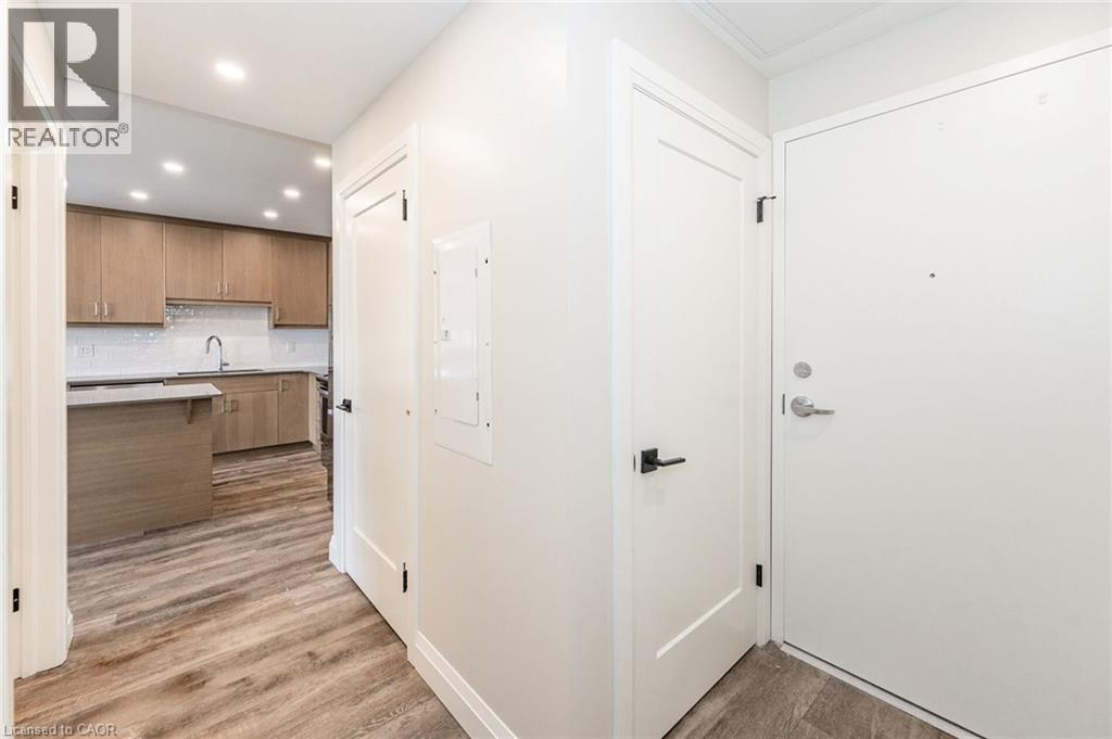 72 Erb Street E Unit# 203, Waterloo, Ontario  N2J 1L8 - Photo 2 - 40809245
