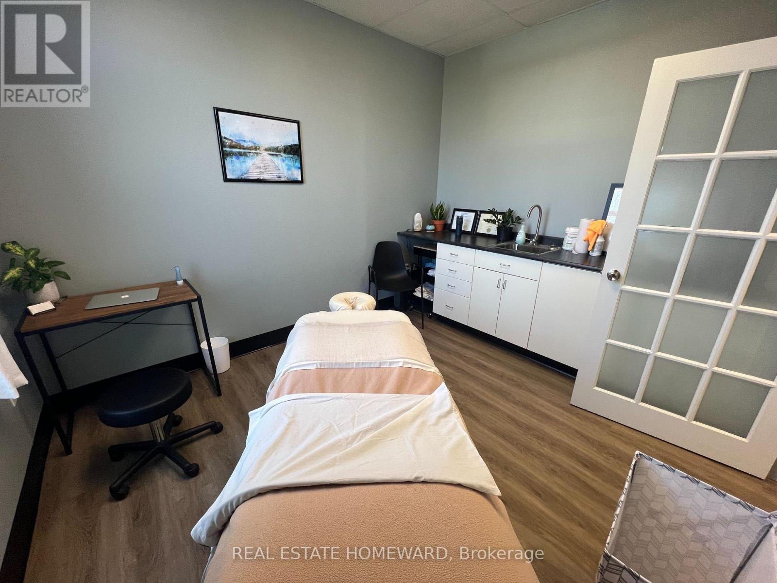 307-307b Bridge Street, Greater Napanee, Ontario  K7R 3L1 - Photo 36 - X12830370