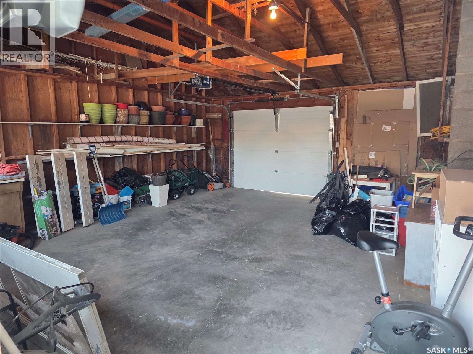 403 Thomson Street, Outlook, Saskatchewan  S0L 2N0 - Photo 33 - SK029228