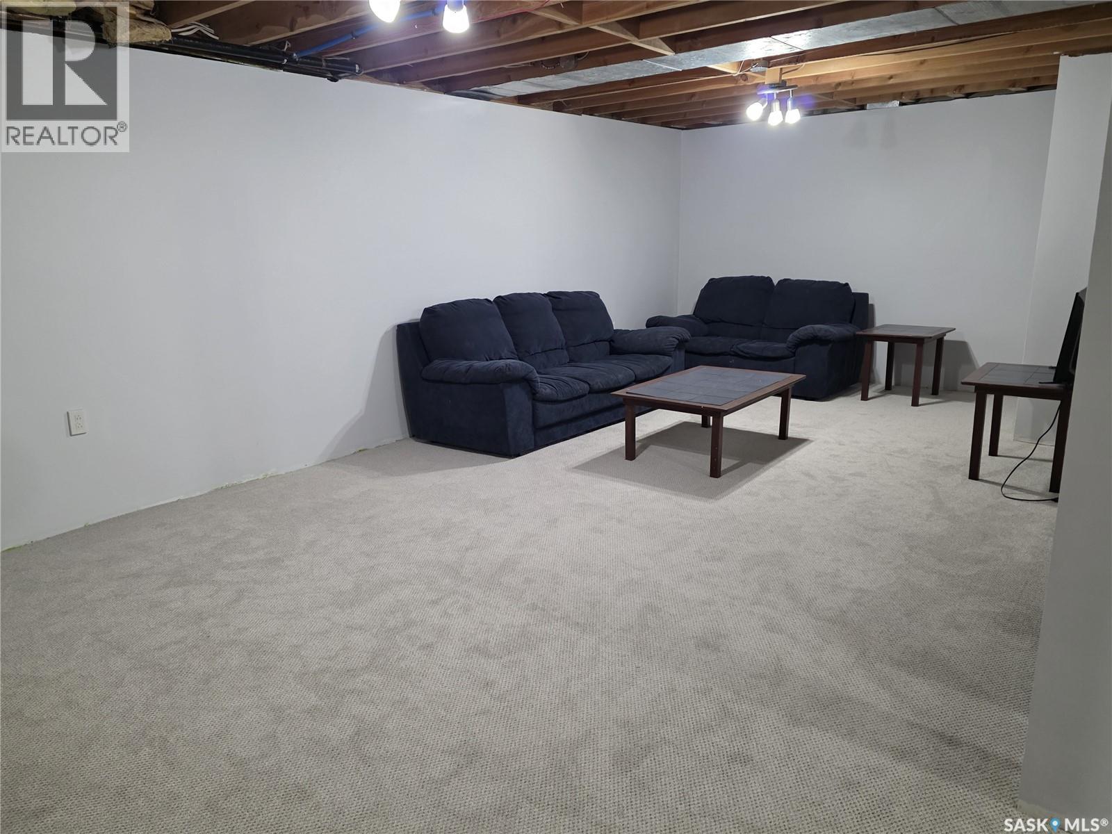 403 Thomson Street, Outlook, Saskatchewan  S0L 2N0 - Photo 22 - SK029228