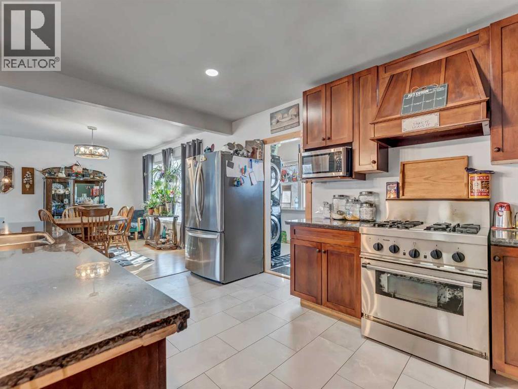 421 9 Street Sw, Medicine Hat, Alberta  T1A 4P2 - Photo 12 - A2290146