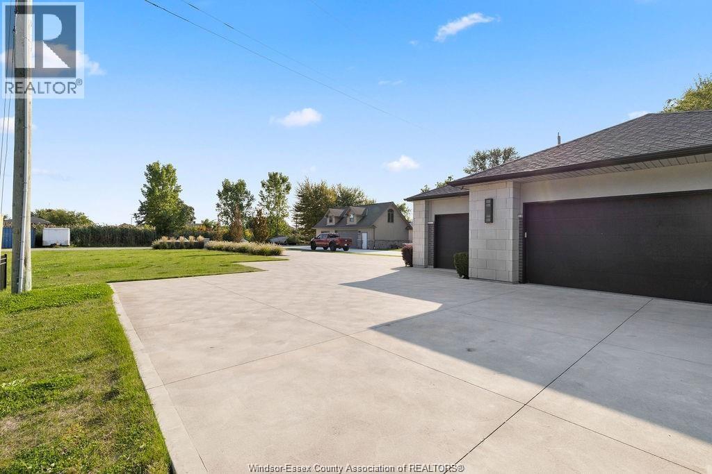 371 Charron Beach, Lakeshore, Ontario N8L 0G2 - Photo 38 - 26004454