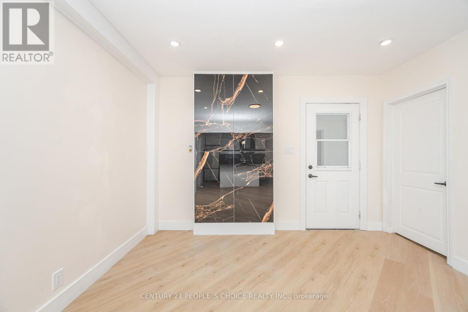 45 Wellington Street N, Thorold, Ontario  L2V 2E7 - Photo 12 - X12840222